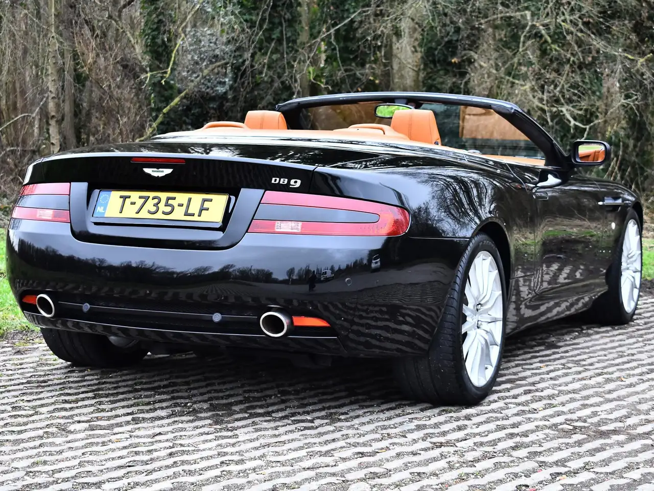 2006 Aston Martin DB9 Volante Convertible DB9 6.0L V12 455HP Touchtronic, photograph 12