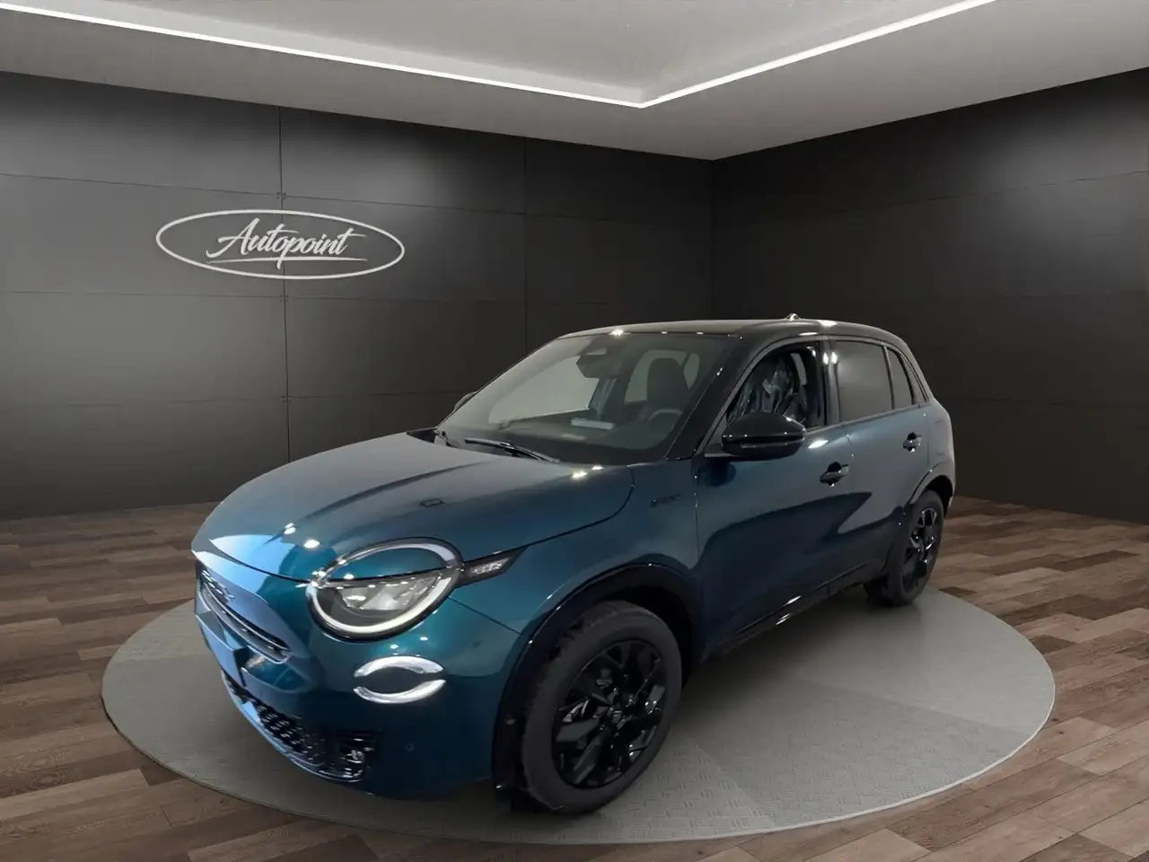 Fiat 600 1.2 Hybrid 145cv Sport — photo 1 of 14