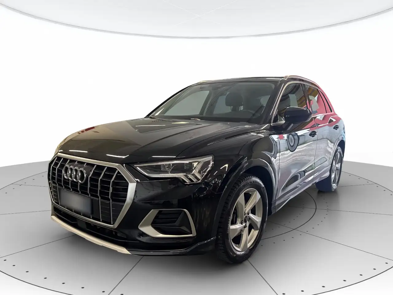 Audi Q3 35 2.0 tdi Business Advanced s-tronic — photo 1 of 14