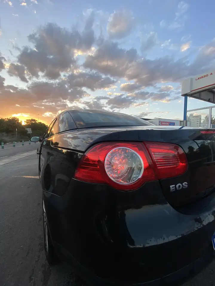 Volkswagen Eos 2.0TDI Individual DPF — photo 1 of 2