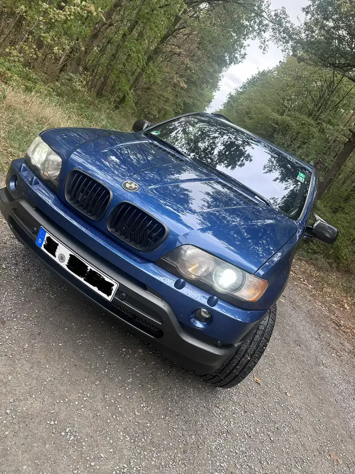 BMW X5 3.0 i — photo 1 of 19