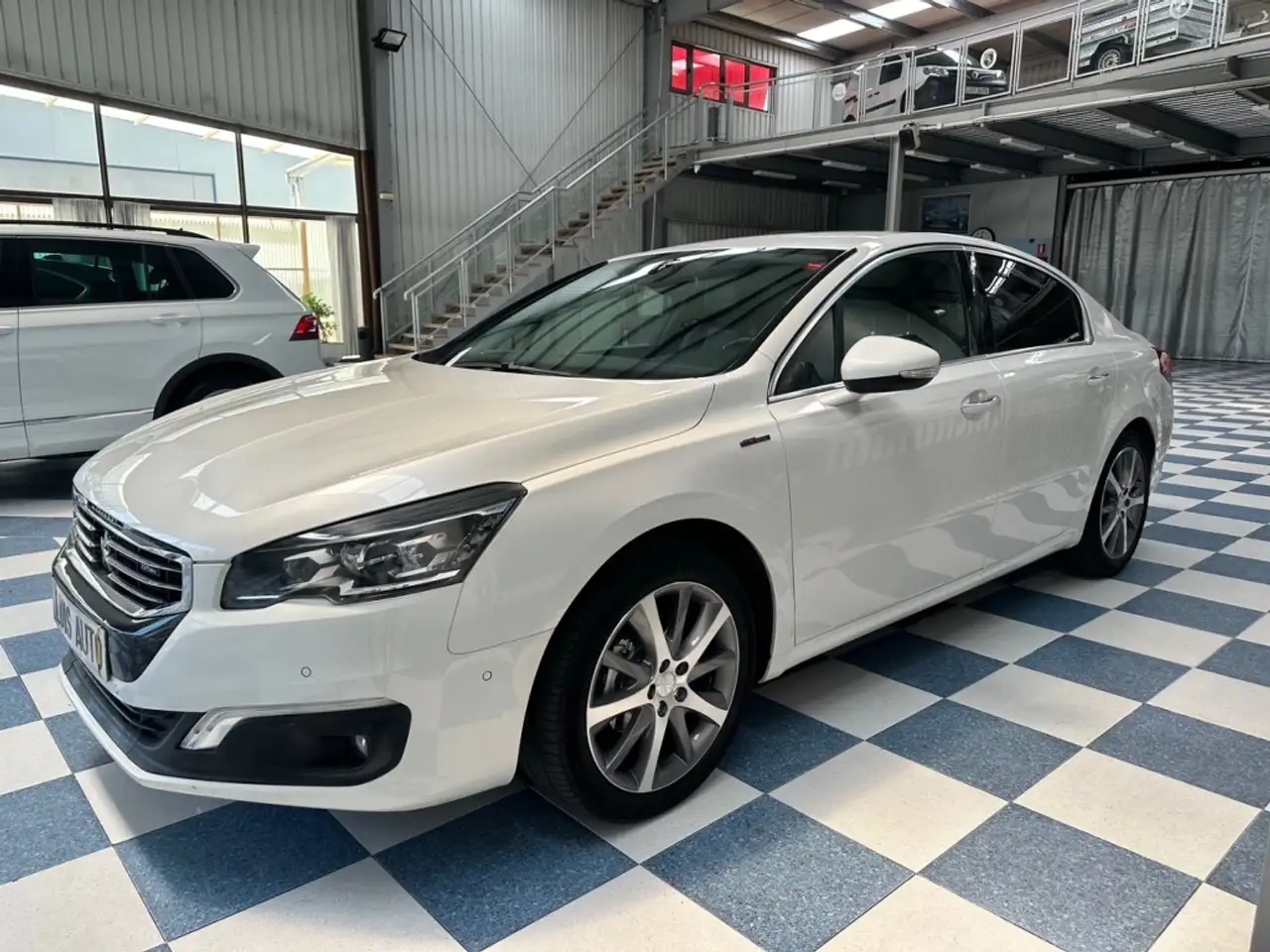 Peugeot 508 1.6BlueHDI GT Line 120 — photo 1 of 15