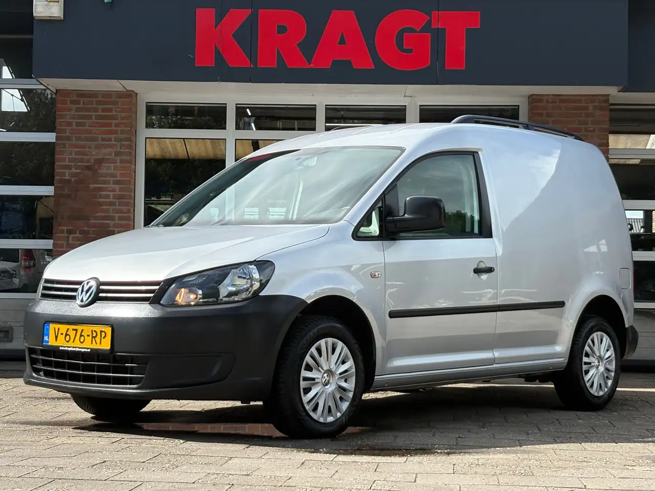 Volkswagen Caddy 1.6 TDI|102PK|airco|parkeersensoren achter|achterk — photo 1 of 26