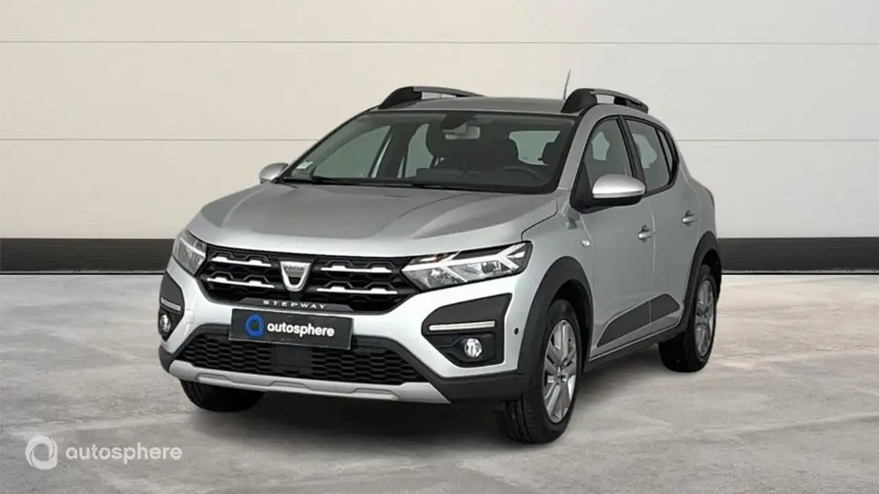 Dacia Sandero 1.0 TCe 90ch Stepway Confort — photo 1 of 15
