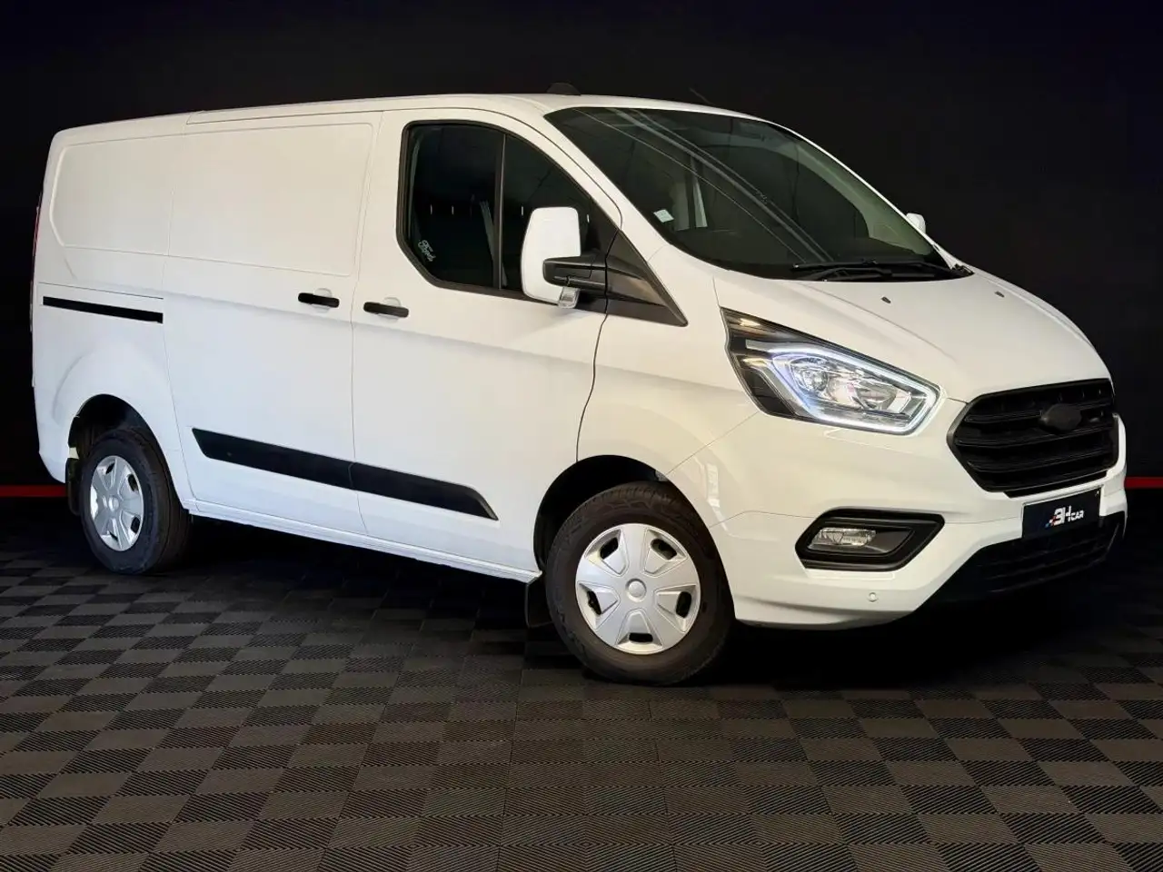 Ford Transit Custom 2.0 TDCI 105 L1H1 TREND BUSINESS — photo 1 of 23