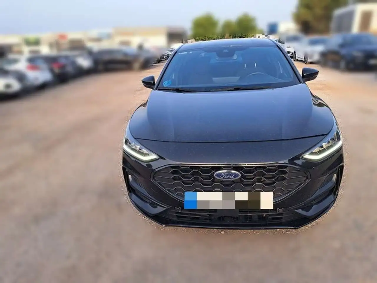 Ford Focus 1.0 Ecoboost MHEV ST-Line 155 — photo 1 of 17