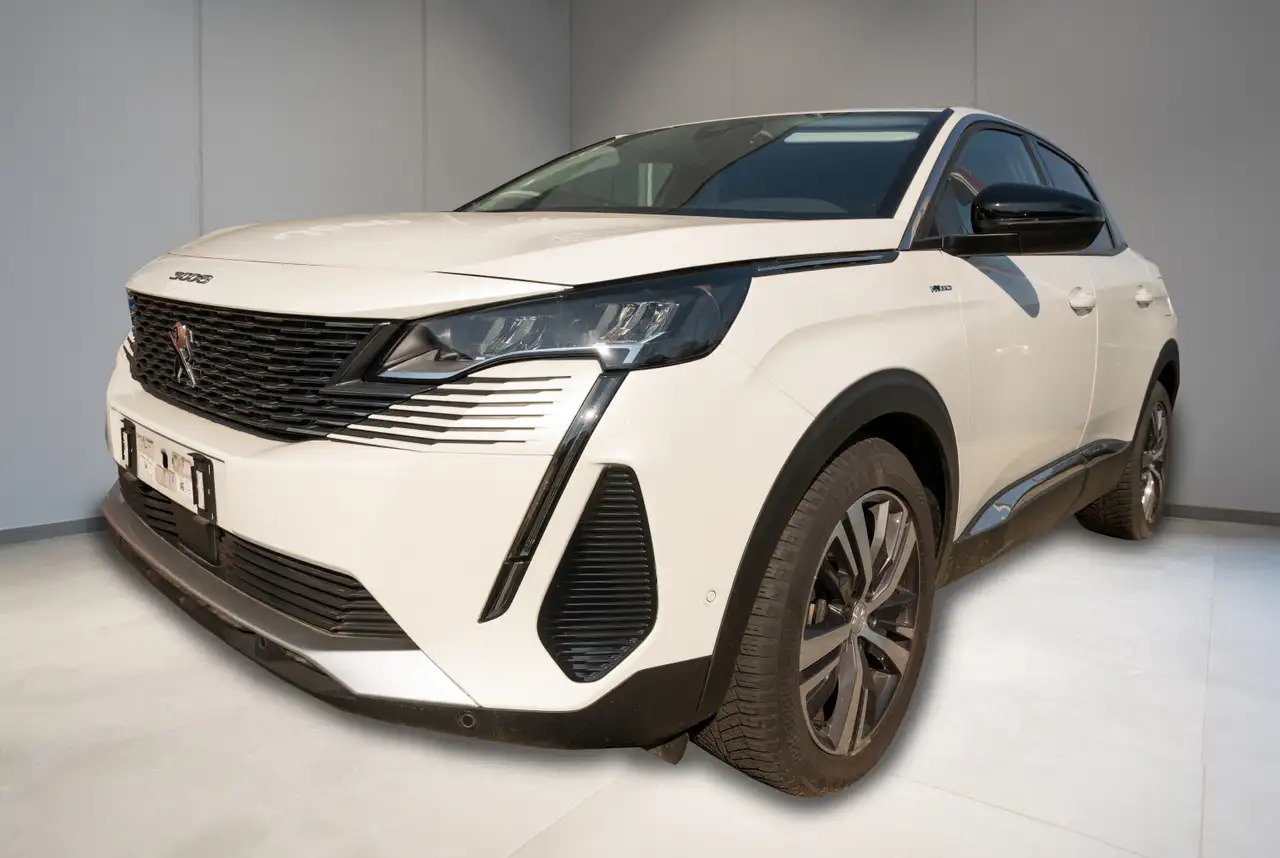Peugeot 3008 Allure Plug-In-Hybrid 225 *NAVI*KEYLESS*PDC* — photo 1 of 20