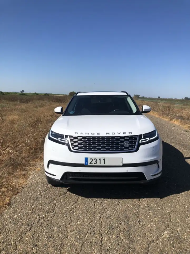 Land Rover Range Rover Velar 2.0D HSE 4WD Aut. 180 — photo 1 of 12
