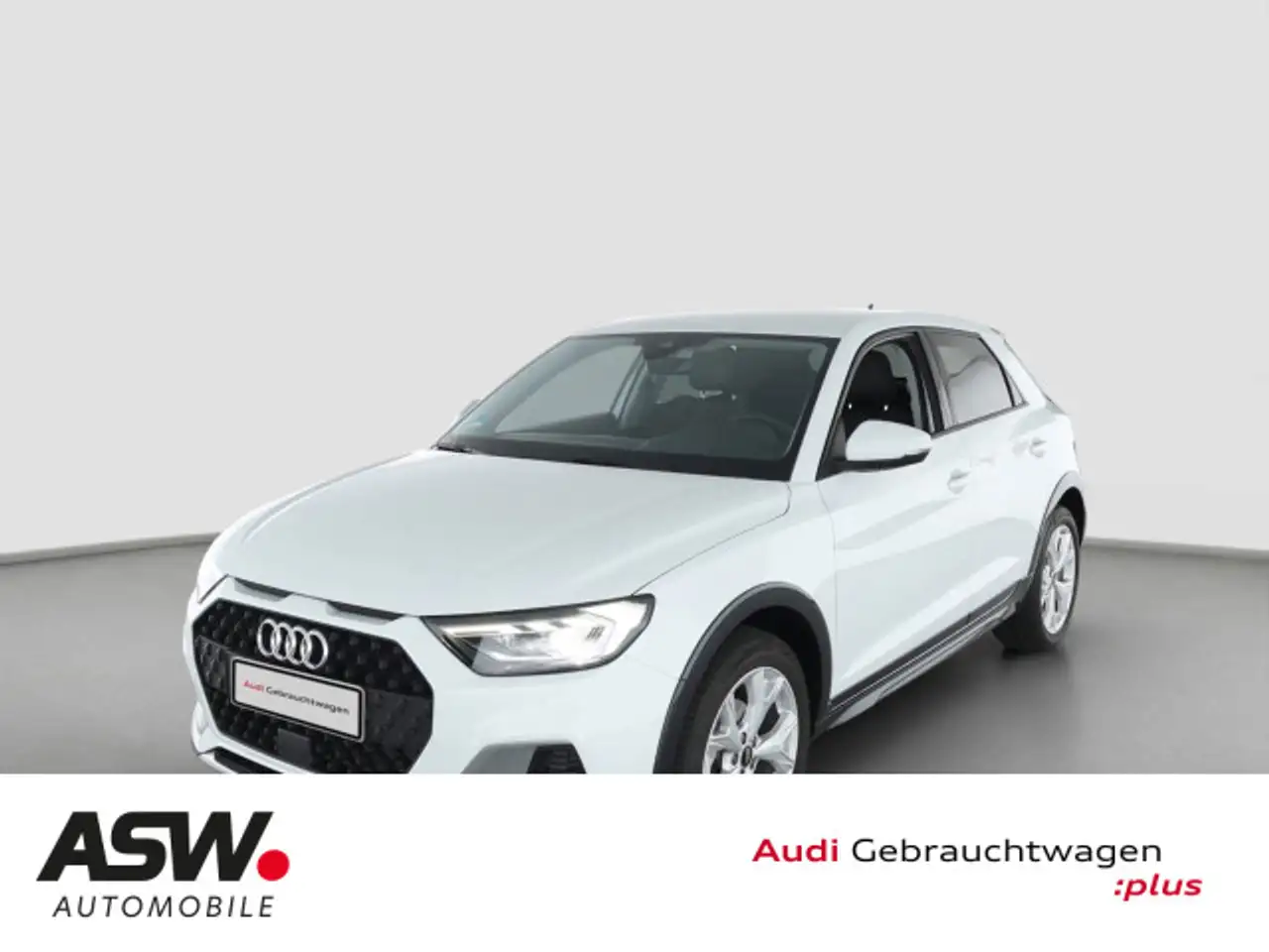Audi A1 S line 30TFSI NAVI LED PDC SHZ VC — photo 1 of 5