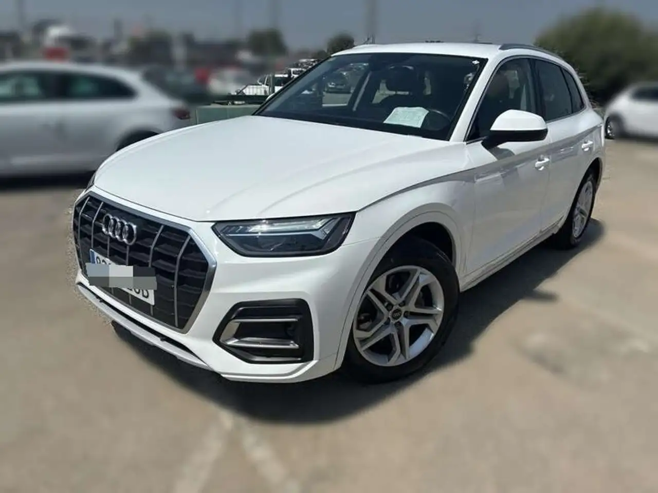 Audi Q5 35 TDI Advanced S tronic — photo 1 of 24