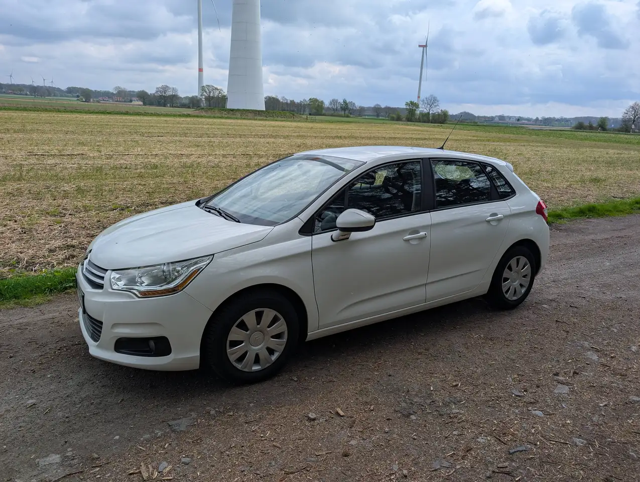 Citroen C4 C4 VTi 95 Selection — photo 1 of 9