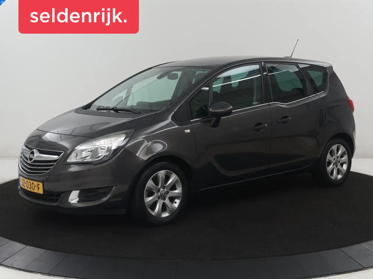 Opel Meriva 1.4 Turbo Cosmo | Navigatie | Cruisecontrol | Came — photo 1 of 31