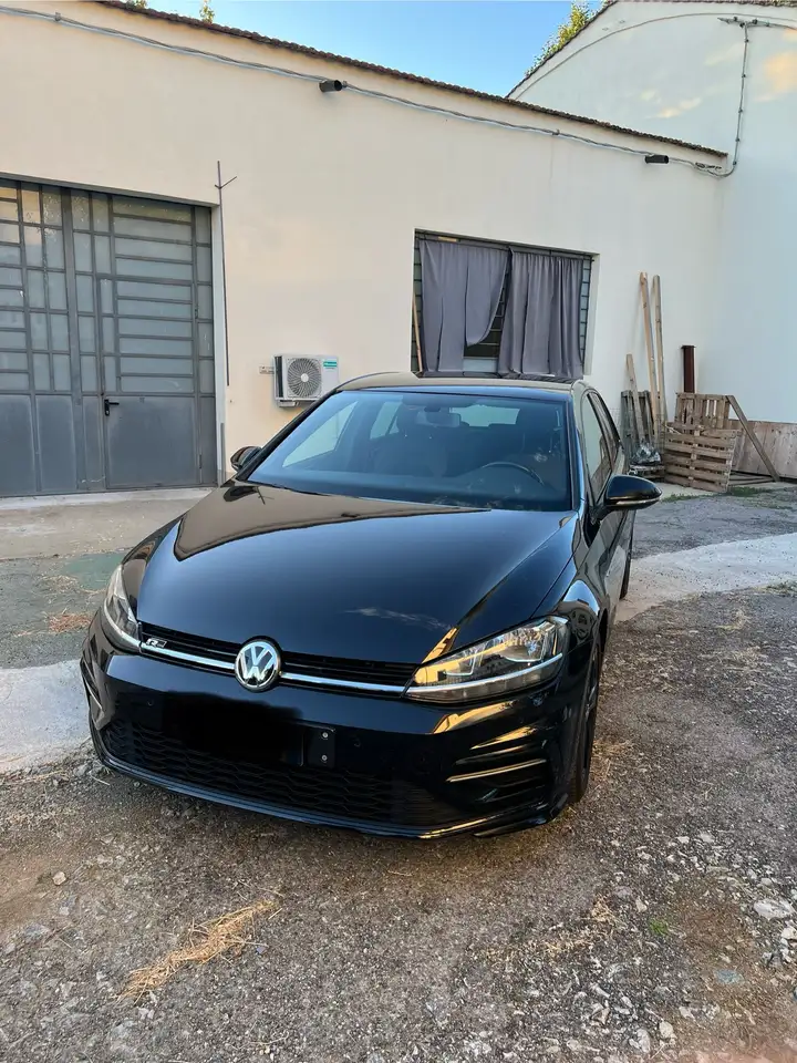 Volkswagen Golf 5p 1.0 tsi Sport 115cv — photo 1 of 9