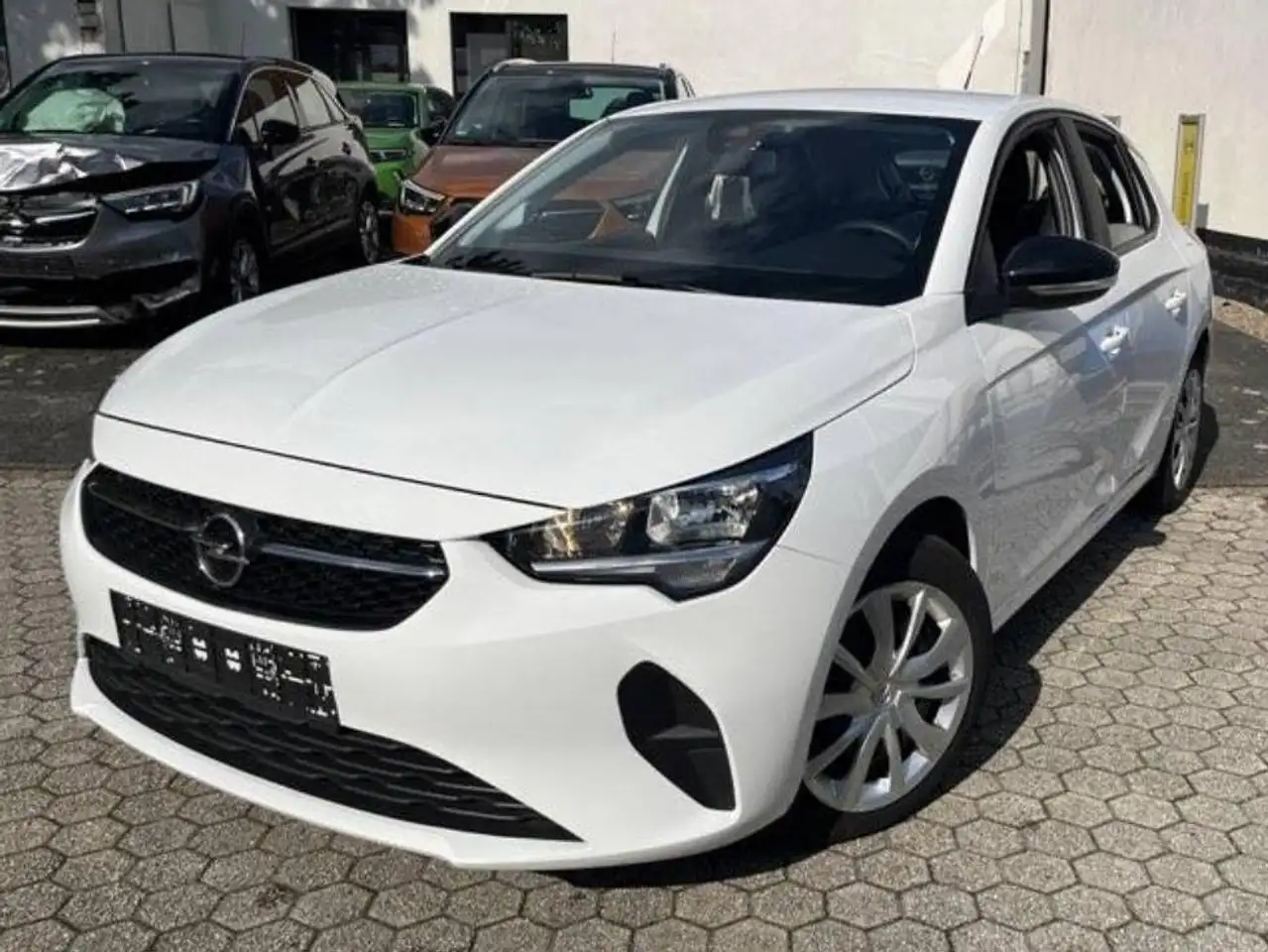 Opel Corsa 1,5 Diesel — photo 1 of 9