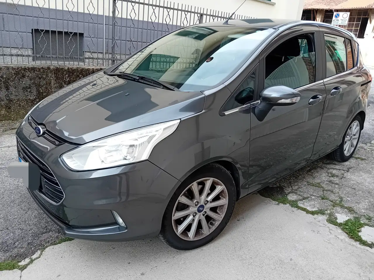 Ford B-Max 1.0 Titan Telefonare351302 1891 DISTRIBUZIONE ESEGUITA — photo 1 of 15