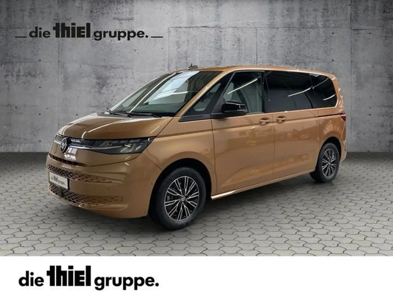 Volkswagen T7 Multivan 2.0 TDI DSG Life kurzer Überhang AHK+LED+Kamera — photo 1 of 22