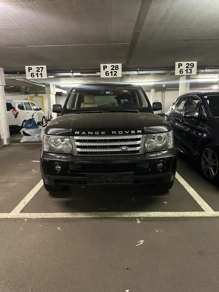 Land Rover Range Rover Sport HSE — photo 1 of 19