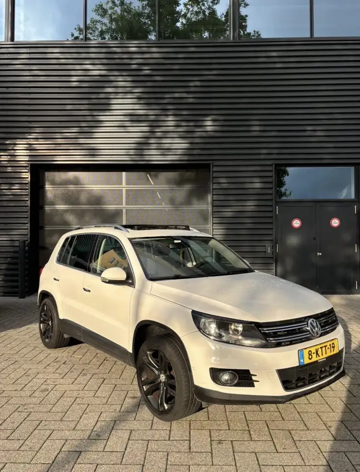 Volkswagen Tiguan 1.4 TSI 118KW BMT 2012 Wit — photo 1 of 14