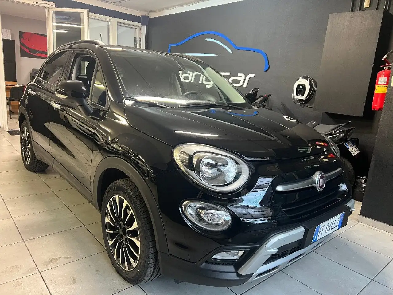 Fiat 500X 1.6 MultiJet 120 CV Cross Plus — photo 1 of 15