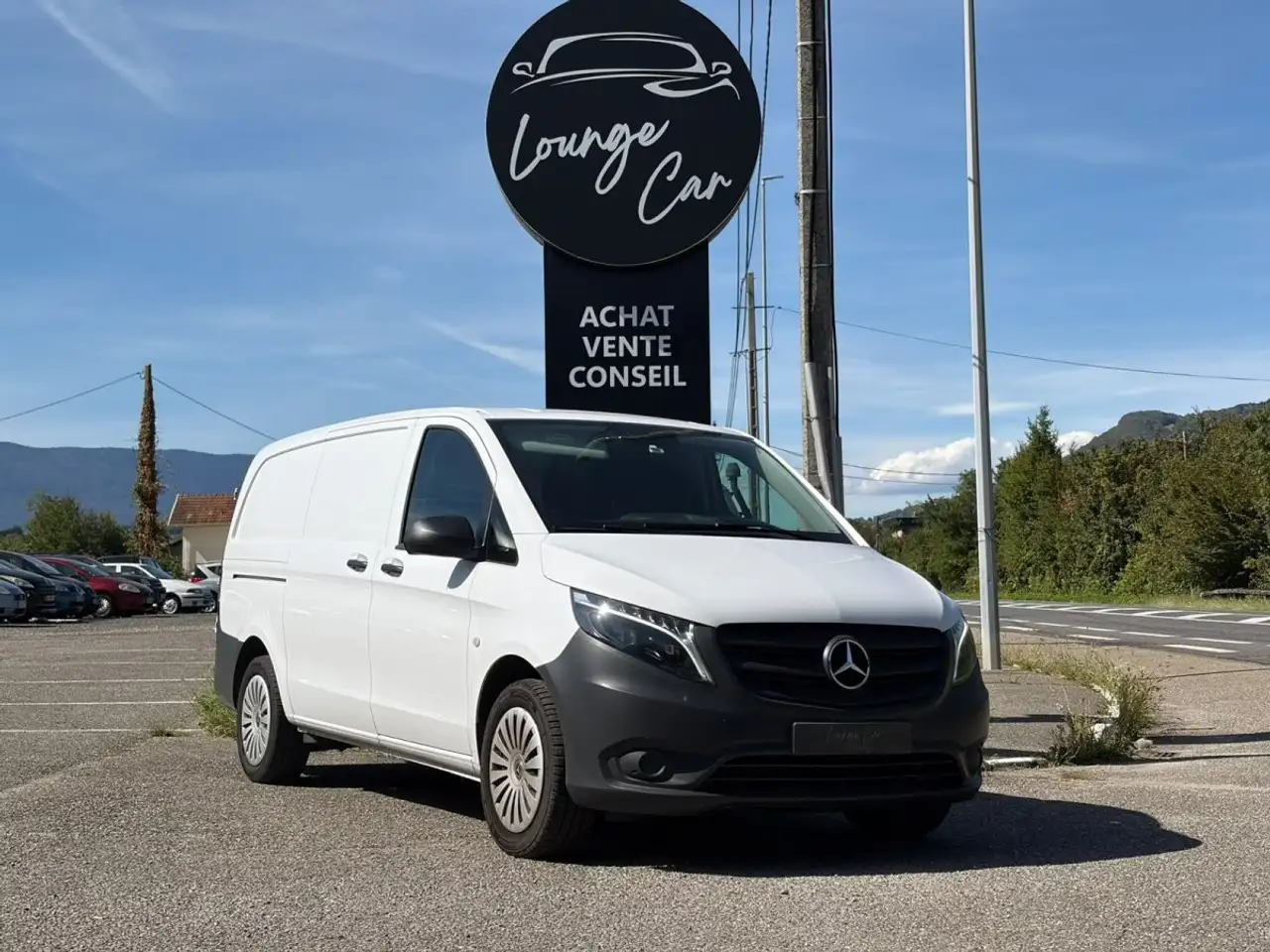 Mercedes-Benz Vito FOURGON 119 CDI LONG BVA AWD PRO - Entretien - 1ère main - Garantie Constructeur — photo 1 of 34