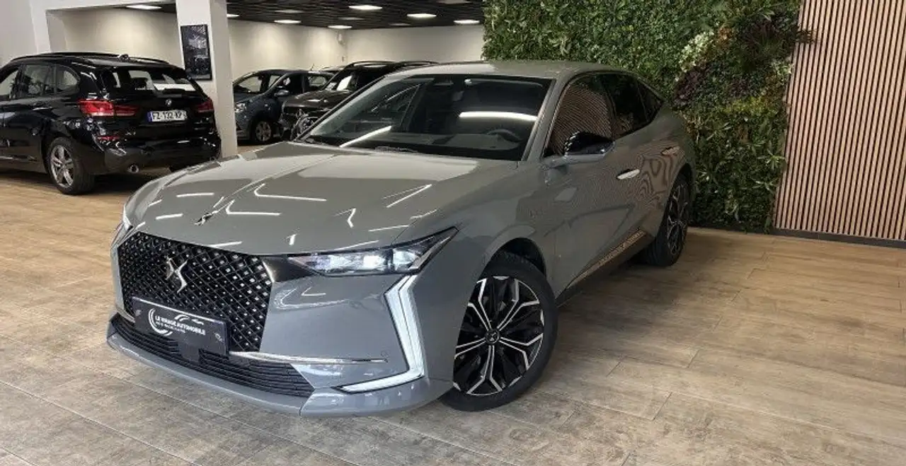 DS Automobiles DS 4 BLUEHDI 130CH RIVOLI AUTOMATIQUE — photo 1 of 20