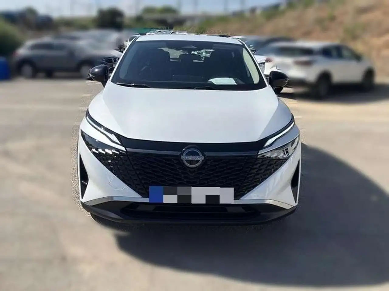 Nissan Qashqai DIG-T 103kW (140CV) mHEV 4x2 Acenta — photo 1 of 26