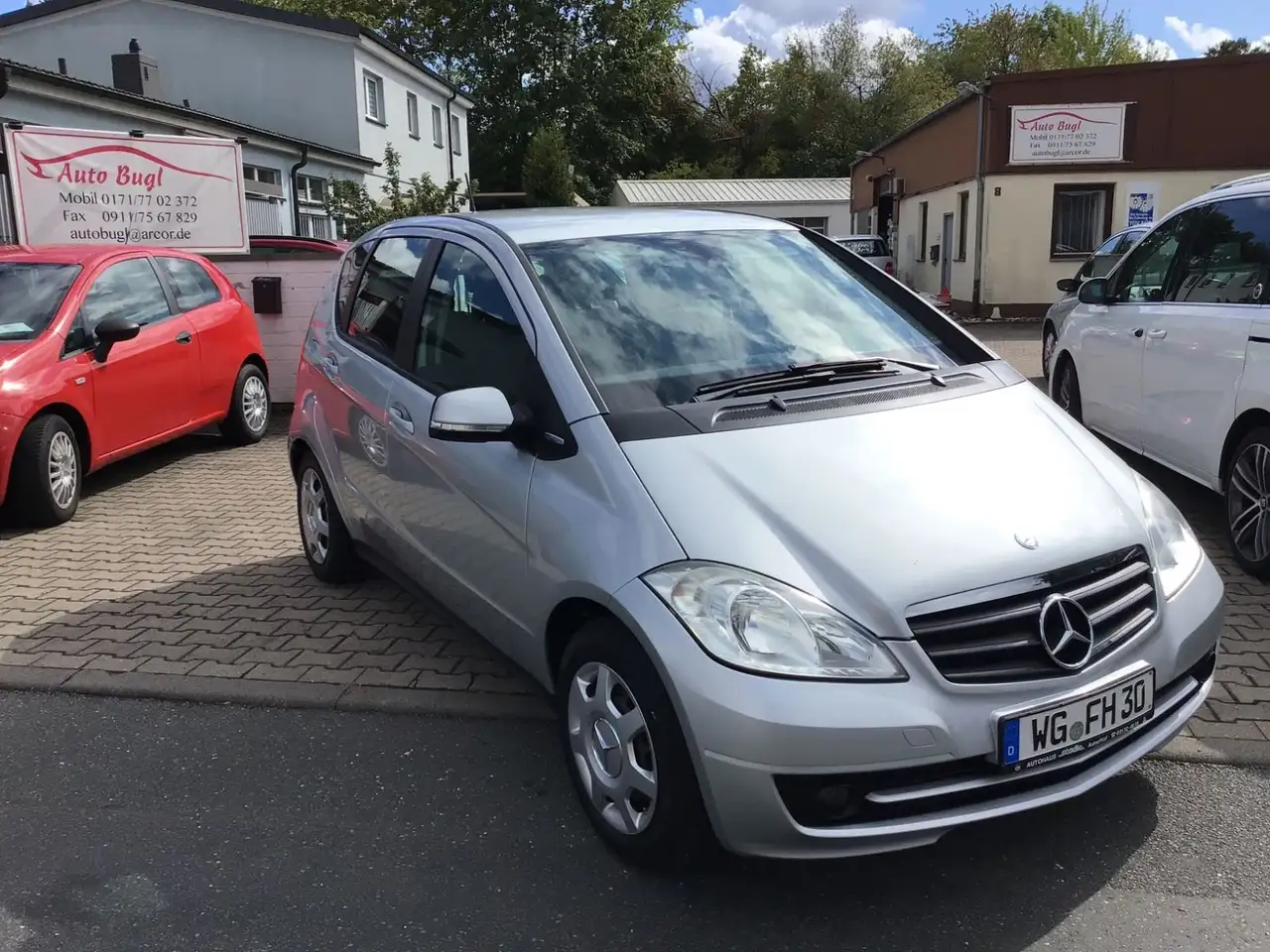 Mercedes-Benz A 180 A A 180 5-türig+Klima — photo 1 of 14