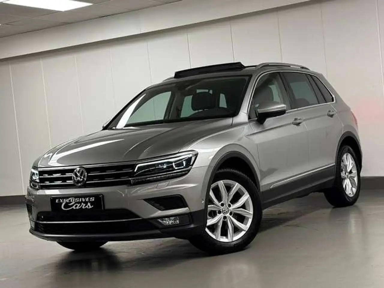 Volkswagen Tiguan 1.4TSI 150CV 4-MOTION !! 25000 KM !! DSG VIRTUAL COCKPIT PANO CAMERA 360 CARPLAY CUIR LED REG JA — photo 1 of 27