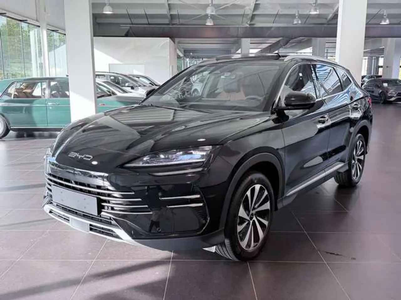 BYD Seal U DM-i Boost Panorama, Head-Up Display, 360 Camera, Infinity Sound, In Stock !! — photo 1 of 34