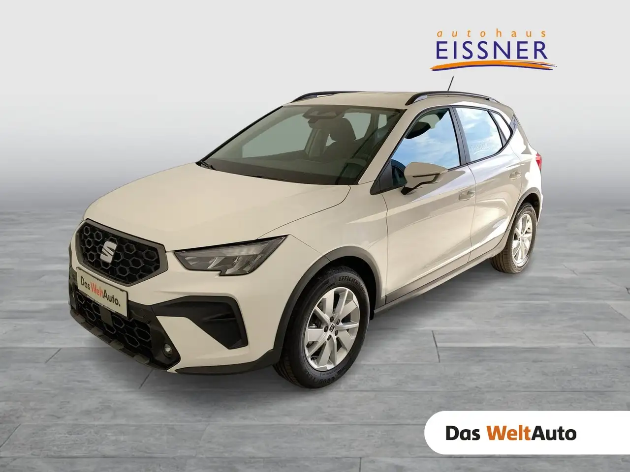 SEAT Arona Reference 1.0 TSI — photo 1 of 11
