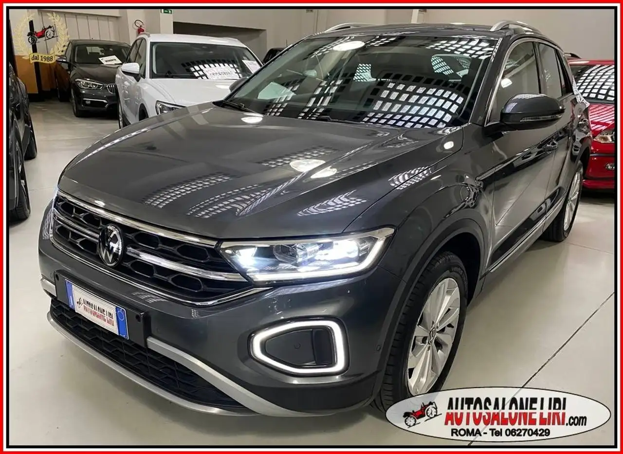 Volkswagen T-Roc 1.5 TSI 150cv STYLE PELLE/LED/TELECAMERA/CARPLAY — photo 1 of 15