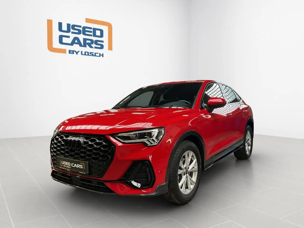 Audi Q3 SB+S-line+S-Tronic+35TFSI+P.Premium+AHK+LED+NAVI — photo 1 of 21