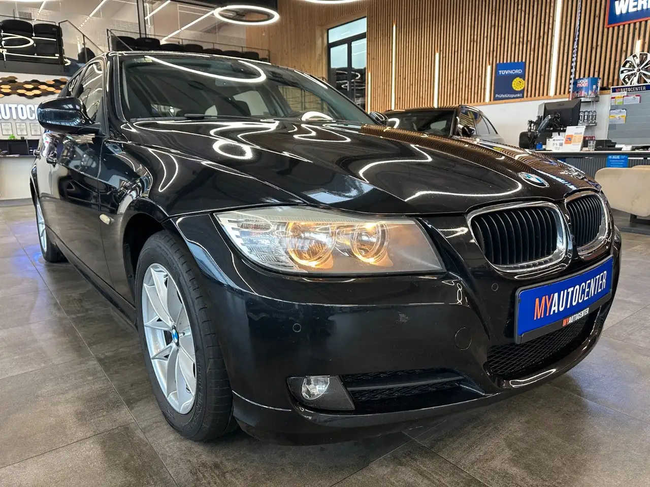 2011 BMW 320 *SERVICENEU*TEMPO*NAVI*KLIMAAUTO*AHK*, photograph 3