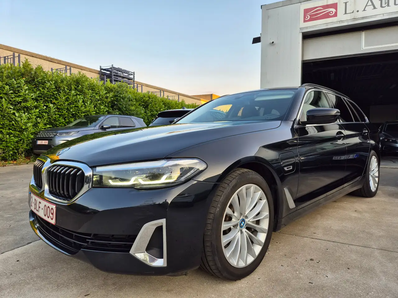 2022 BMW 520 eA Touring / LUXURY LINE / PHEV HYBRID / 2022 !, photograph 7