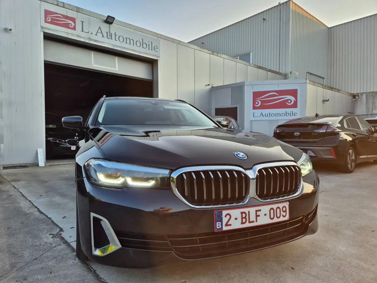 2022 BMW 520 eA Touring / LUXURY LINE / PHEV HYBRID / 2022 !, photograph 4