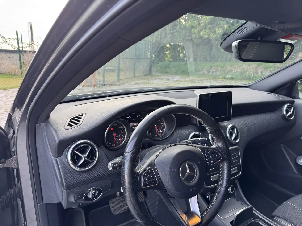 Mercedes-Benz A 200 d Sport Activity edition auto — photo 1 of 6