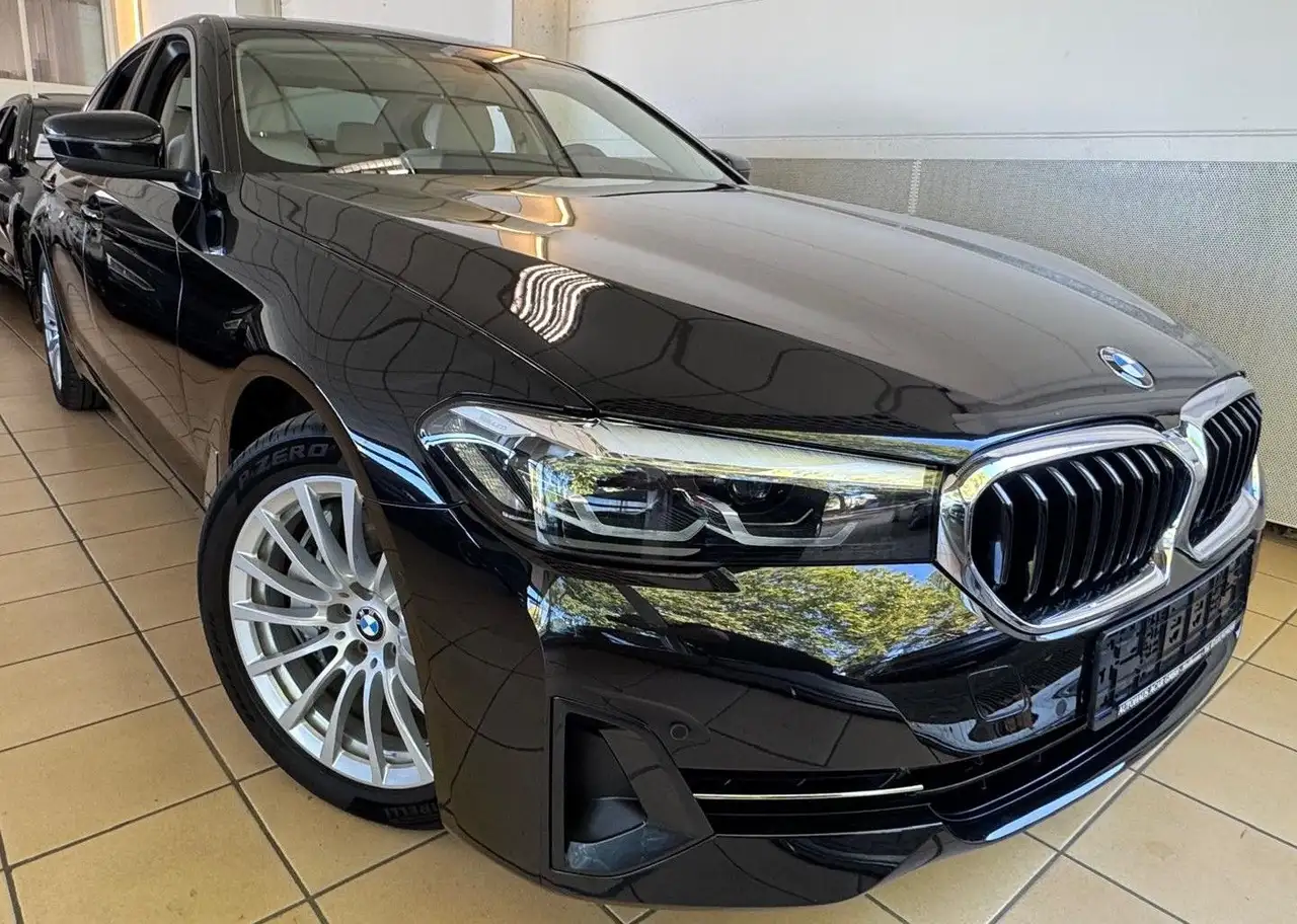 BMW 530 d xDrive 1.Hand ACC HuD Kamera Digital SH AHK — photo 1 of 29