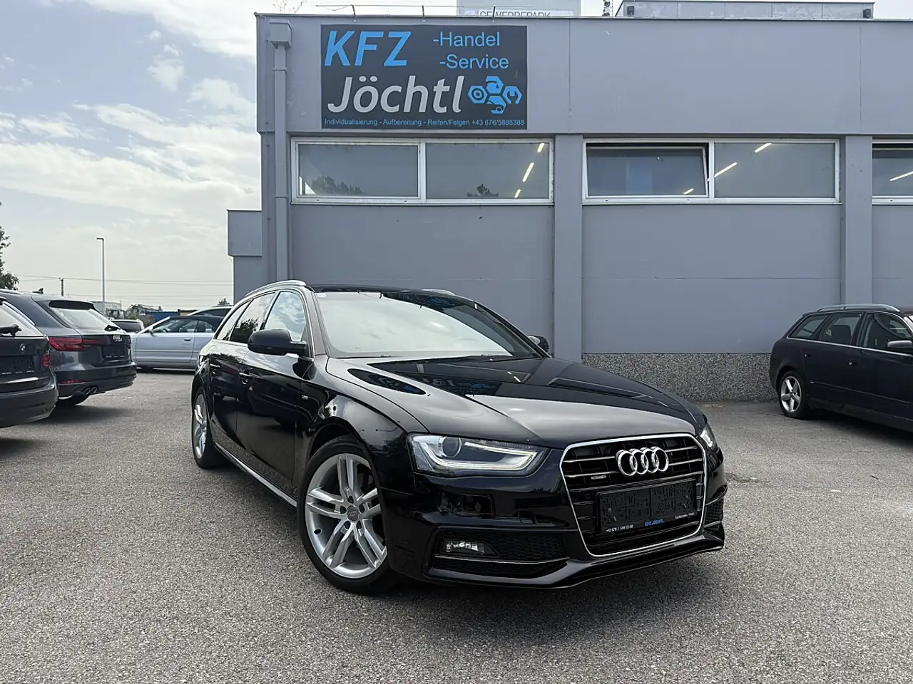 Audi A4 2.0 TDI DPF Avant Quattro S-line — photo 1 of 40