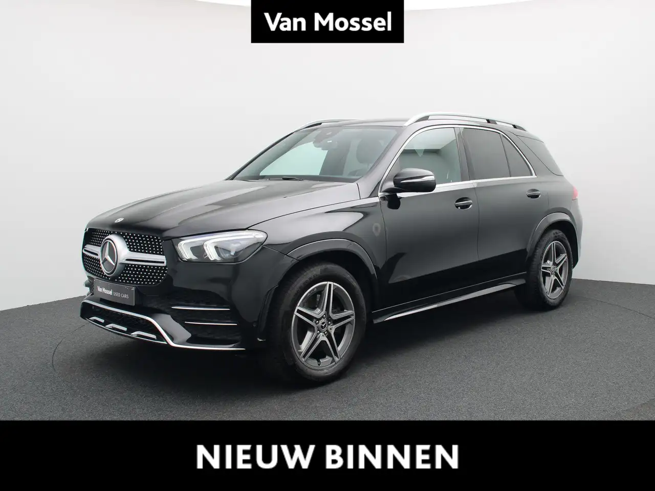 Mercedes-Benz GLE 300 SUV d 4MATIC + AMG LINE + CARPLAY + 360 CAMERA + 1 — photo 1 of 15