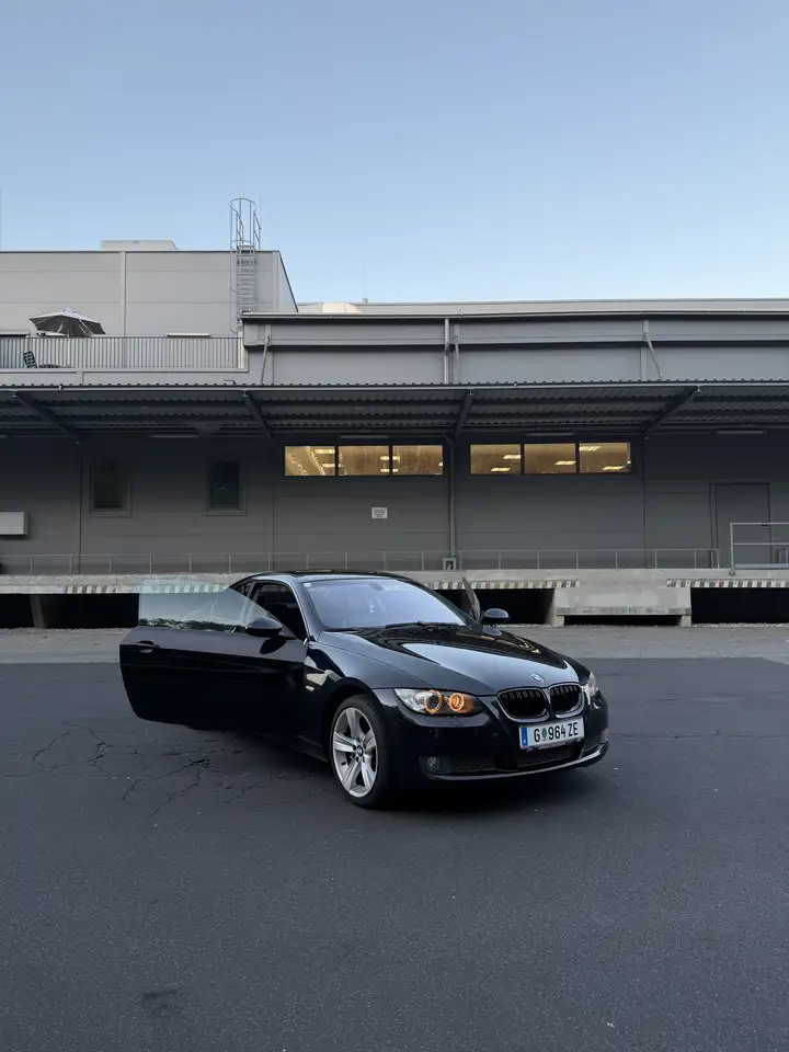 BMW 335 335i xDrive Coupé Aut. — photo 1 of 12