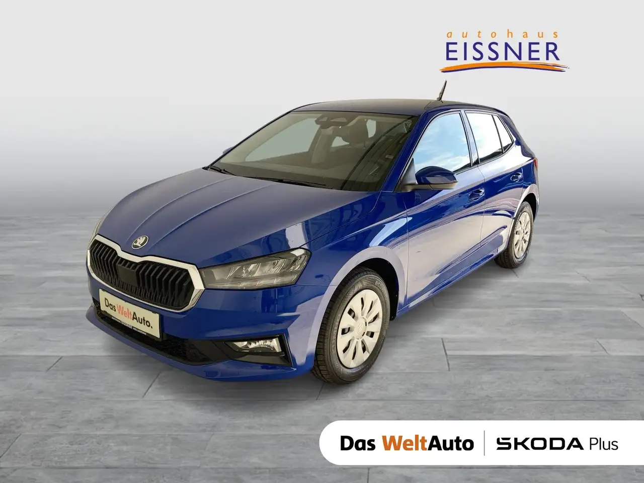 Skoda Fabia Essence — photo 1 of 11