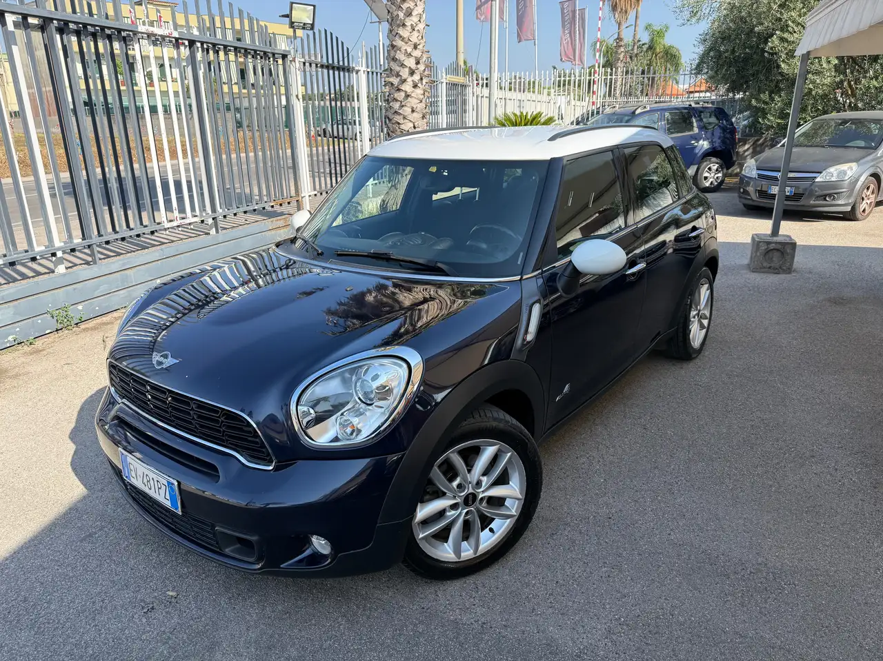 MINI Countryman S All4 John cooper works — photo 1 of 15