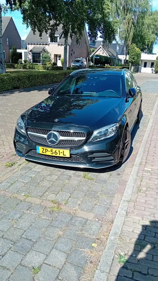 Mercedes-Benz C 180 BnsSolAMG+UpEd — photo 1 of 10