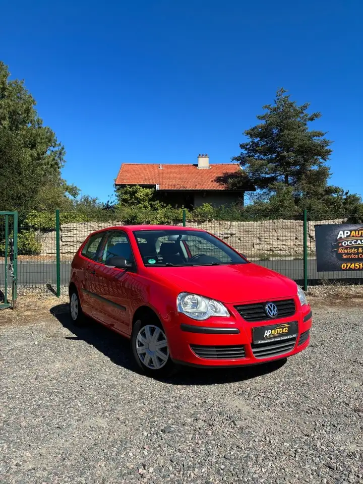 Volkswagen Polo 1.2 60CH TRENDLINE — photo 1 of 5