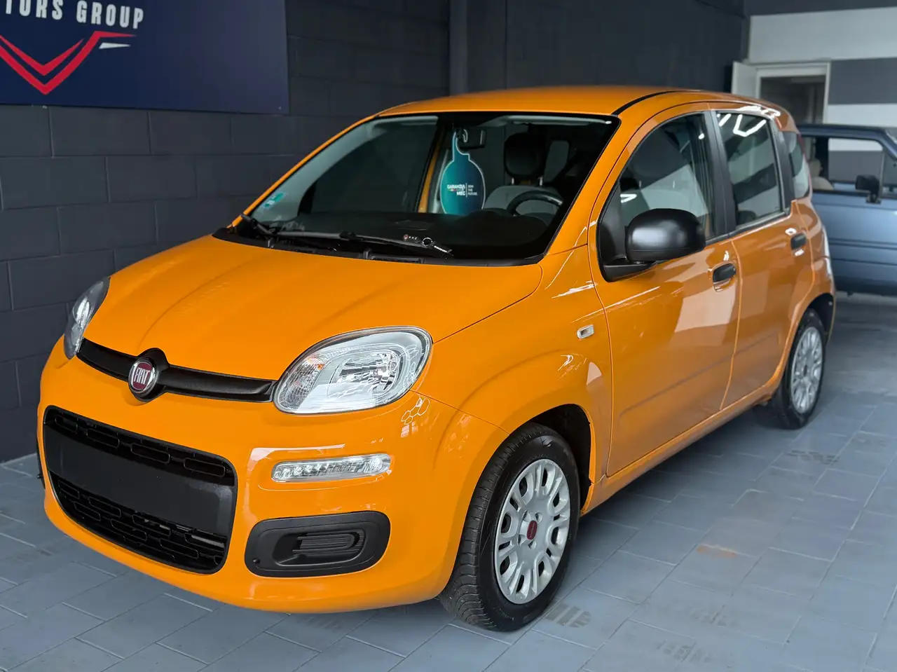 Fiat Panda Panda 1.2 Pop — photo 1 of 9