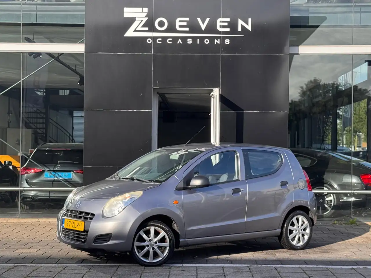 Suzuki Alto 1.0 Comfort VVT — photo 1 of 14