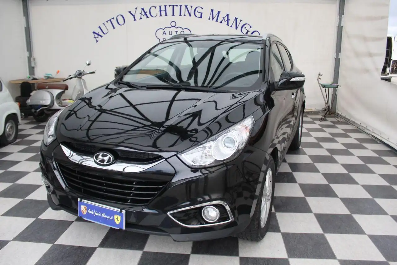 Hyundai iX35 1.7 CRDi 2WD Comfort — photo 1 of 15