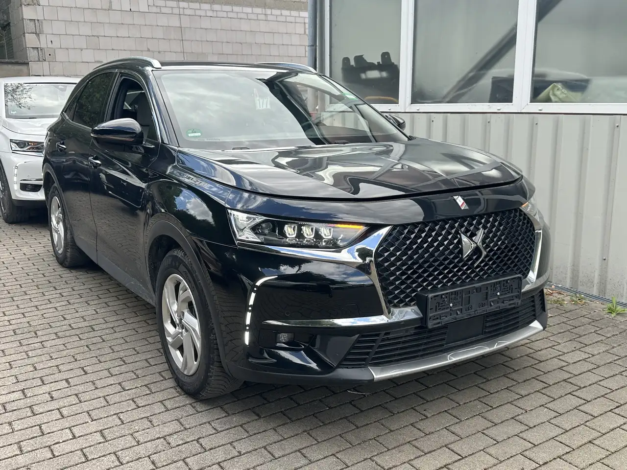 DS Automobiles DS 7 Crossback Plug-In*Rivoli*Pano*ACC*Massage*SHZ+BLÜ*CAM*LM — photo 1 of 7