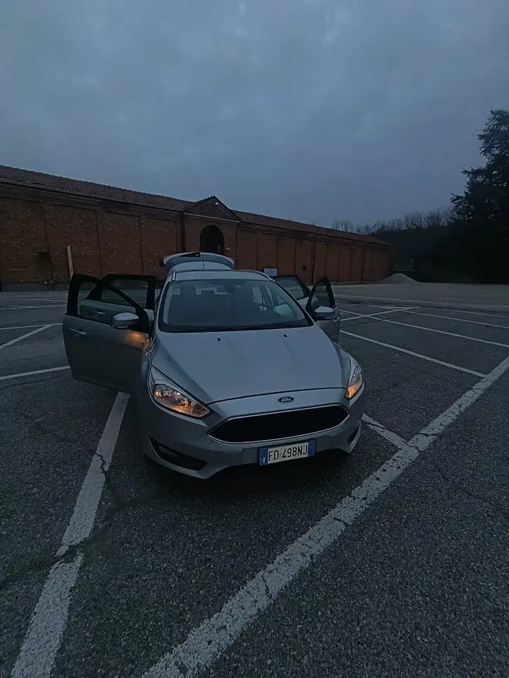 Ford Focus SW 1.5 tdci Titanium X s&s 120cv — photo 1 of 10
