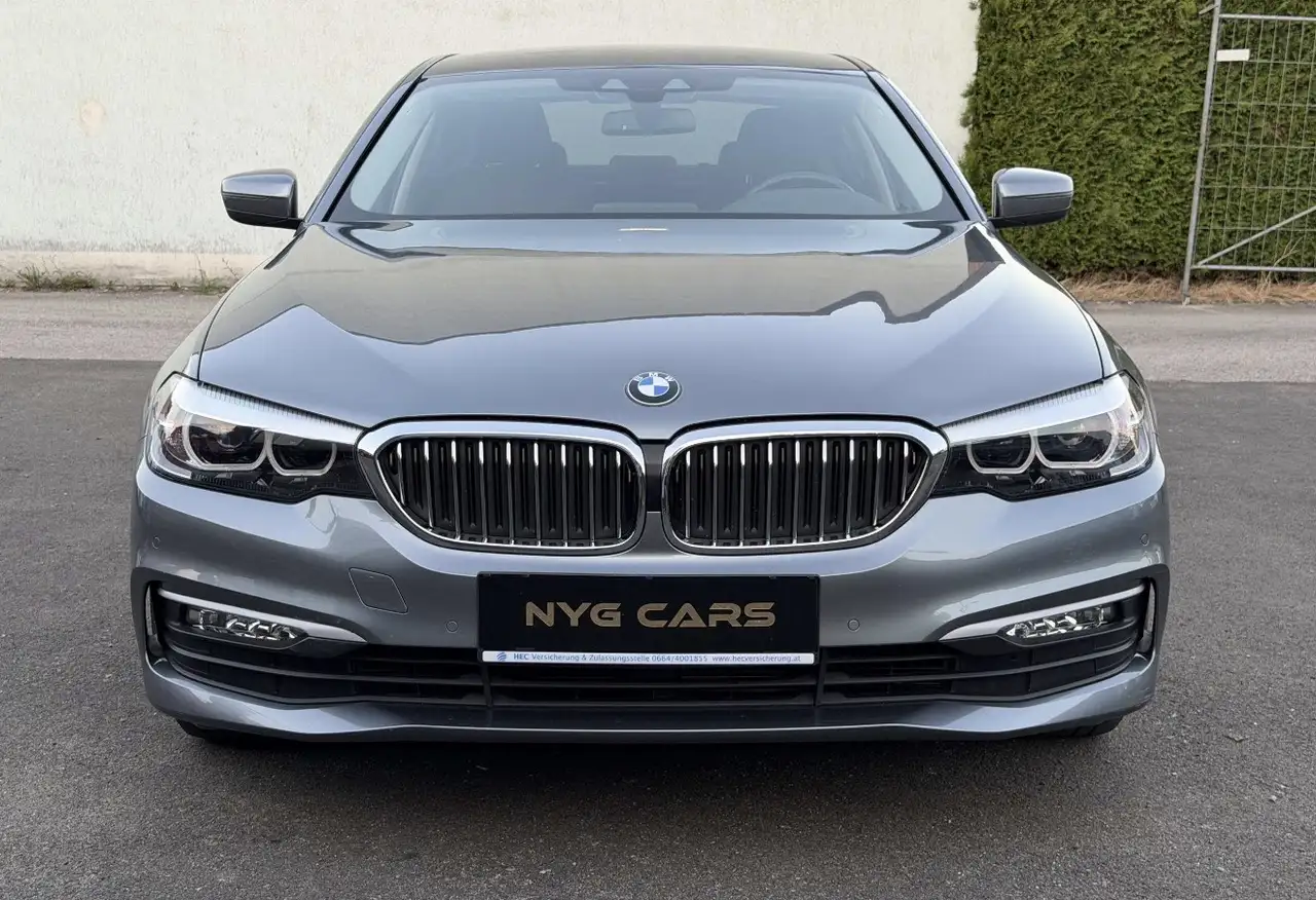 BMW 520 520 d xDrive — photo 1 of 20